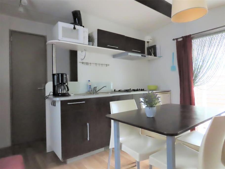 Mobile Home 6-Pers Camping Lei Suves-Cotes D'Azur-Including Airco Roquebrune-sur-Argens Exterior foto